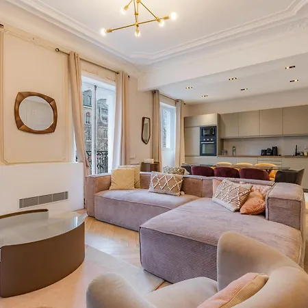 Appartamento Spacious Air-conditioned In 8th *