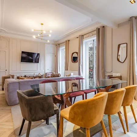 Spacious Air-conditioned In 8th * Parigi