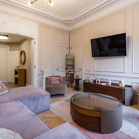 Spacious Air-conditioned In 8th * Parigi